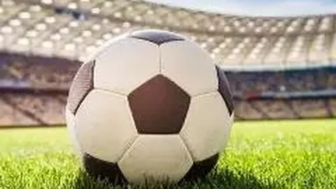 文班亚马天赋待启，波波维奇退役后谁能接棒引关注？